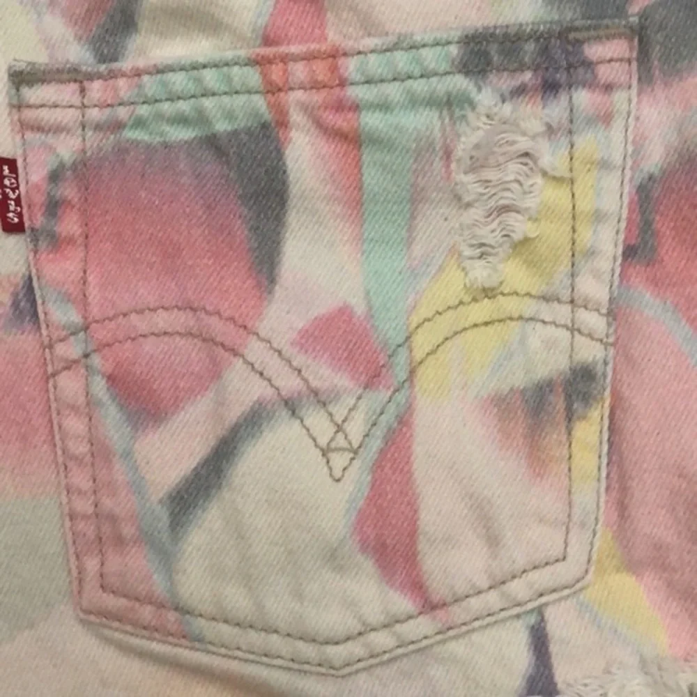 Levi's 501 Rare Button Fly Distressed Cut-Off Raw Hem Grunge Tie Dye Shorts - Picture 12 of 16